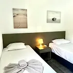 Nissi Escape - Short Walk To The Appartamento *