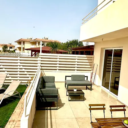 Nissi Escape - 5 Min Walk To Paradise