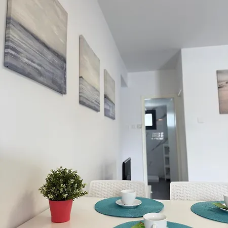 Nissi Escape - Short Walk To The