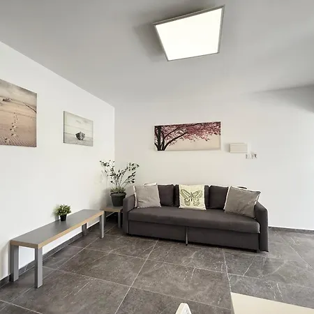 Nissi Escape - Short Walk To The