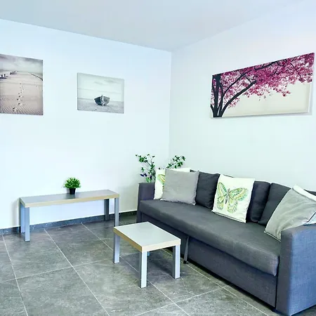 Nissi Escape - Short Walk To The