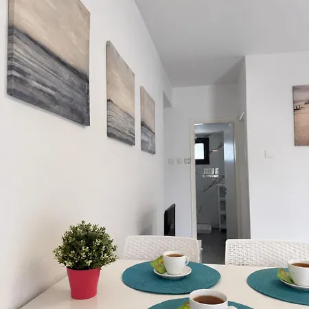 Nissi Escape - Short Walk To The