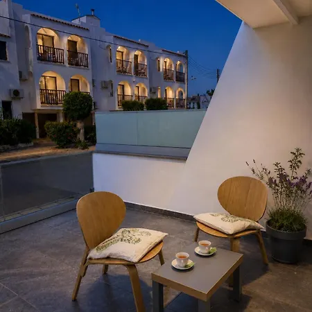 Nissi Escape - Short Walk To The
